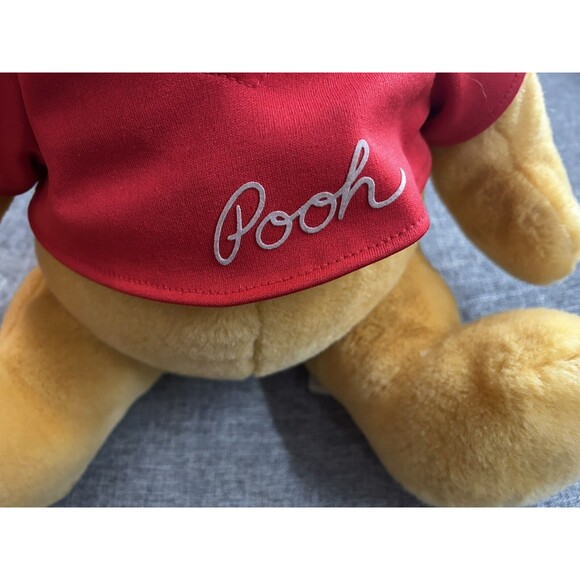 Walt Disney World Parks Winnie the Pooh Plush 1990’s Vintage Clean - Picture 2 of 6